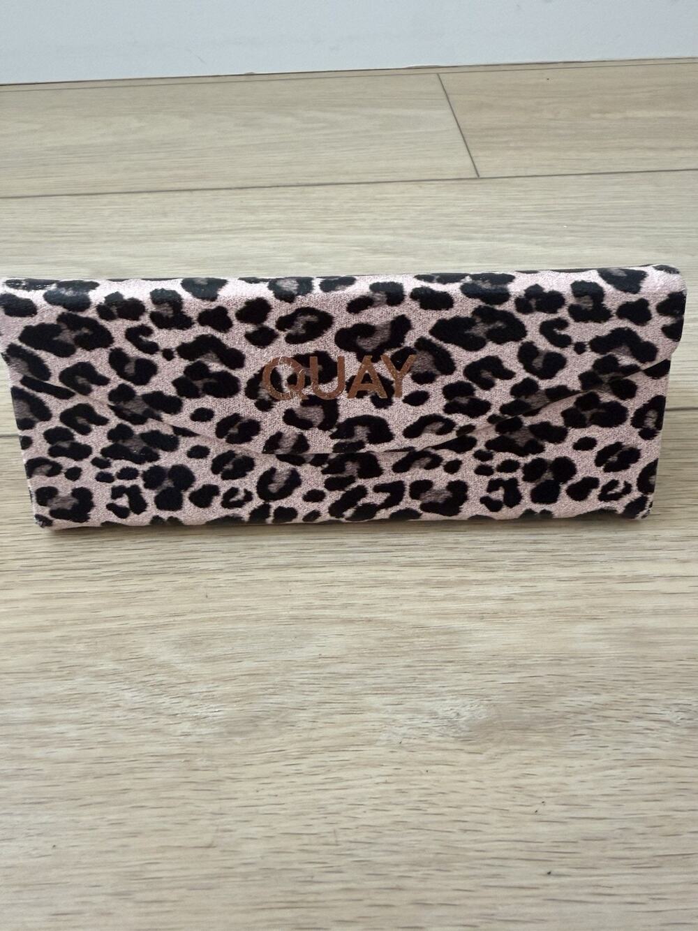 Quay Leopard Print Sunglass Case